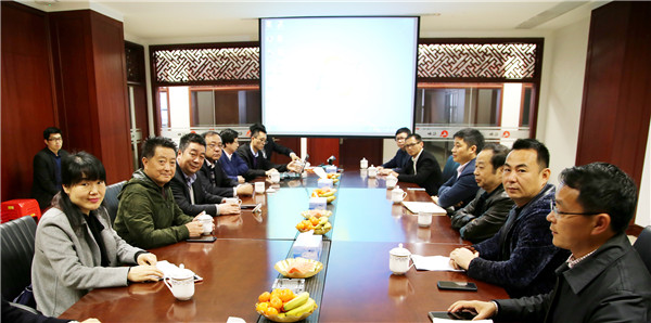 楊文龍董事長會(huì)見中國發(fā)酵工程研究院院長一行 (1).jpg